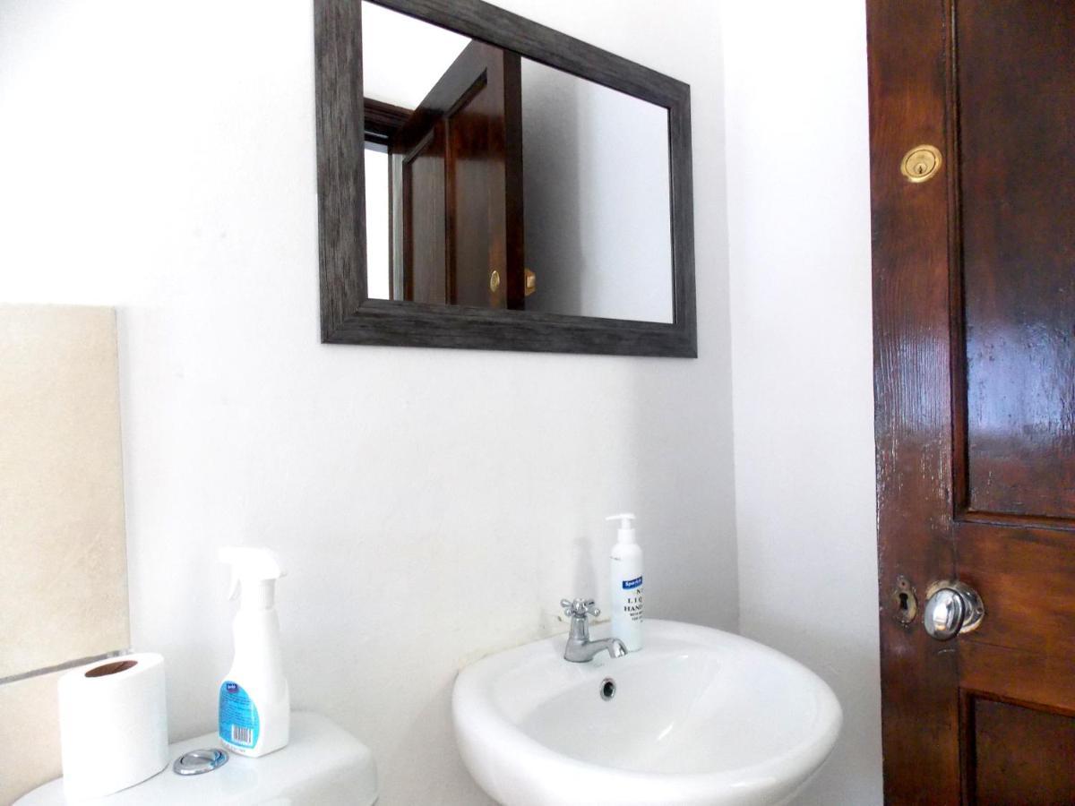Trap Houz Backpackers Hostel Cape Town Exterior foto